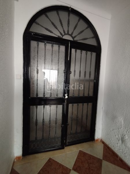 Foto 22b0ae24-96f3-46c5-b15d-19837c43ef3a. Casa a calle juan grande 8 a Cabra