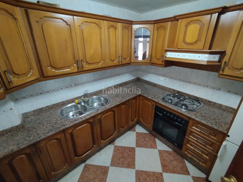 Foto 562ce0b2-e74a-4c07-b597-5ec8036c95e3. Casa a calle juan grande 8 a Cabra
