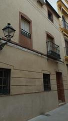 Casa  Calle terzuela. Casa semicentrica en cabra