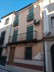 Casa a Calle ancha 18. Casa en la calle ancha con dos plazas de parking