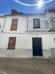 Casa adossada a Galaroza. Casa reformada para entrar a vivir. compra hoy, y entra a vivir