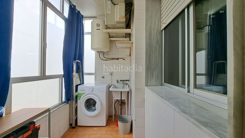 Foto b89912c2-22a2-49fd-9832-ca698f98a817. Pis amb calefacció aparcament a Centro Alcázares (Los)