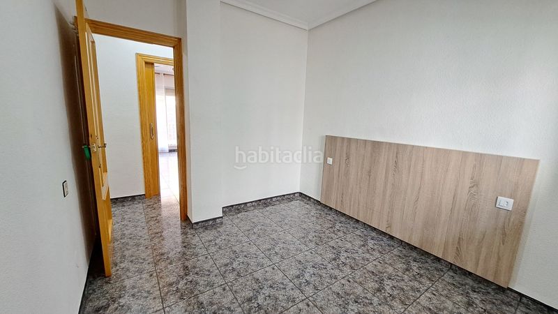 Foto f61fedea-ab5f-4e19-bd74-cbe4e75d5e43. Pis amb calefacció aparcament a Centro Alcázares (Los)
