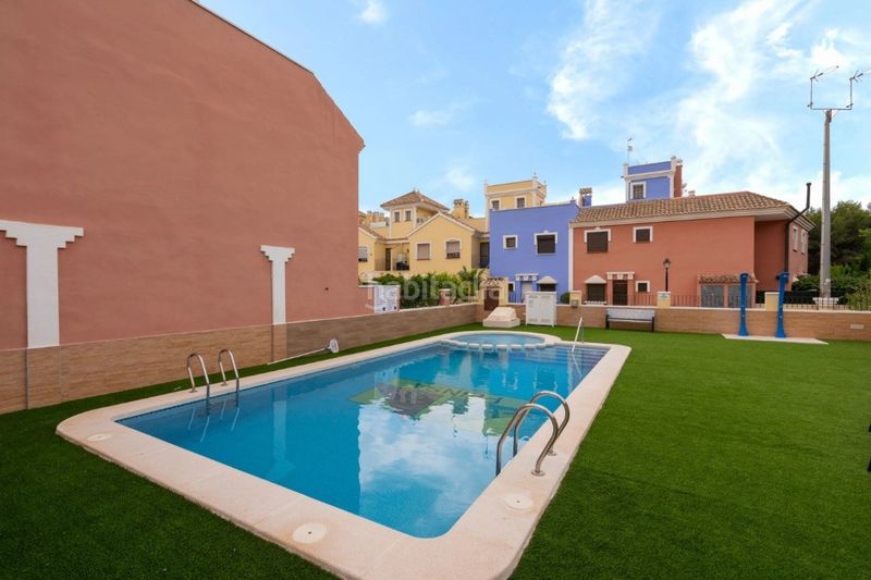 Foto 22dcfd36-4b62-45f8-9cd8-335e59bed1ec. Casa amb piscina a Roda San Javier