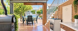 Casa a Los Narejos_Punta Calera. Descubra esta encantadora propiedad en los narejos, situada en u