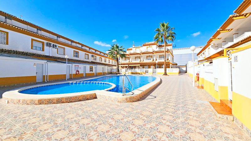 Foto 80faad55-ab47-4f1a-8dd5-f9a5a43fd291. Casa amb calefacció aparcament piscina a Los Narejos_Punta Calera Alcázares (Los)