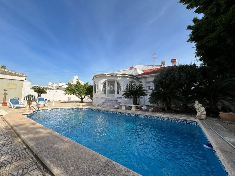 Foto 51e759bf-ec5e-4c61-abd9-531f5fd58caf. Casa amb aparcament piscina a Los Narejos_Punta Calera Alcázares (Los)
