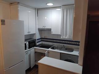 Lloguer Apartament a Calle torreta 6. Se alquila apartamento junto a la universidad de la merced