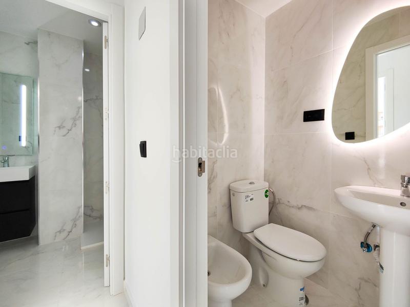 Foto 8052ead0-55f7-433f-9608-f078b4fd81f8. Apartament amb piscina a Punta Prima Torrevieja