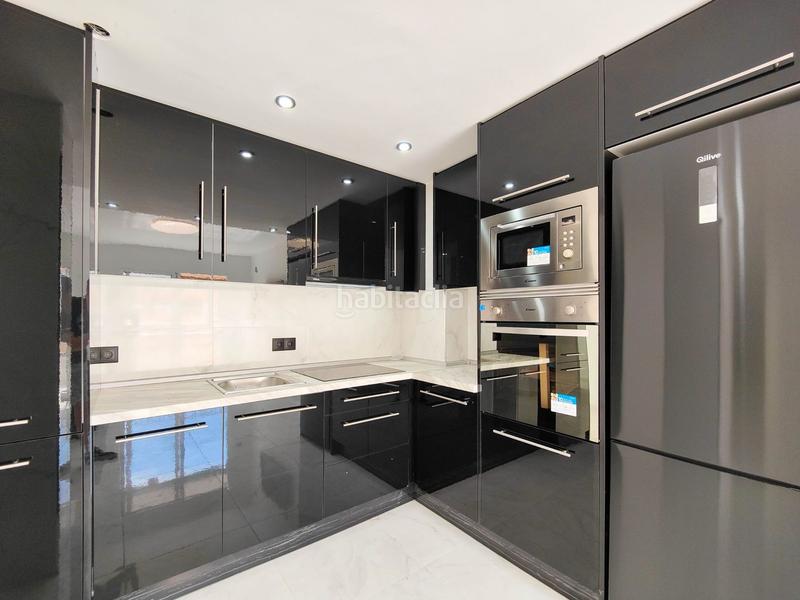 Foto e02250c3-05c5-481a-abd5-fef1a31fde28. Apartament amb piscina a Punta Prima Torrevieja