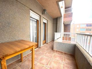 Appartement  Vega baja del segura. Amplia vivienda a solo 200 metros playa los náufragos.