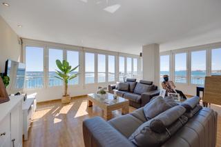 Appartement  Doctor gregorio maraon. Vivienda en primera lnea de playa con vistas espectaculares al