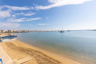 Appartement  Santomera. Luminoso piso reformado con vistas laterales al mar a solo 200 m