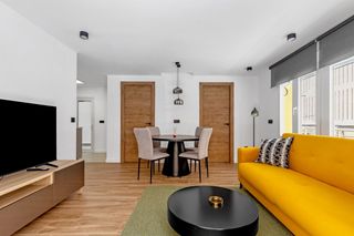Appartement à Timonel 3. 50 metros de playa  3 dormitorios  reformado  garaje  ascensor
