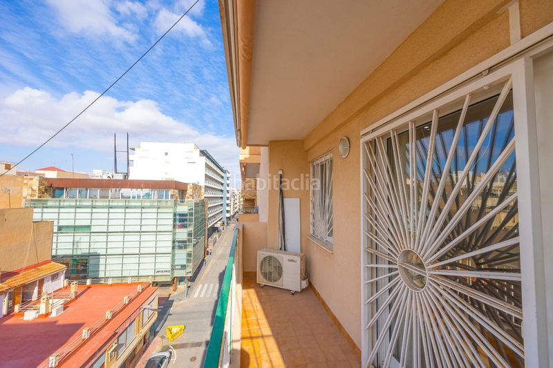 Foto 6b8f675a-7076-4ecb-abf3-b2b7a5b47ef2. Apartament a Centro - Muelle Pesquero Torrevieja