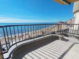 Apartament  Doctor mariano ruiz canovas. Amplio apartamento en primera linea de playa, los locos, plaza d