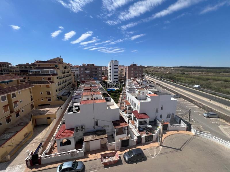 Foto b85031f8-b2b1-4593-a426-4b59abde55e5. Àtic amb piscina a Los Europeos Torrevieja