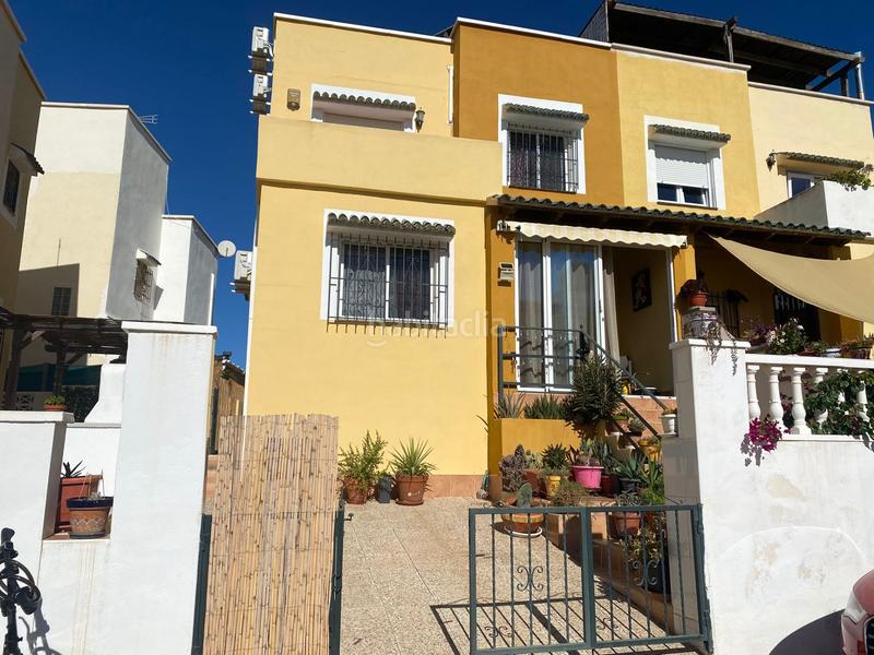 Foto 60409c00-fbcf-4322-aad2-0faa8e912b91. Reihenhaus mit pool in Los Balcones-Los Altos Torrevieja