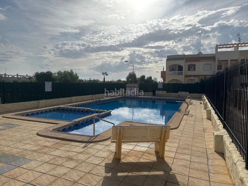 Foto d96b03cf-b600-4ead-ac98-f01c9eeaf910. Apartamento acogedor apartamento con solárium privado y piscina comunitaria. en Torrevieja