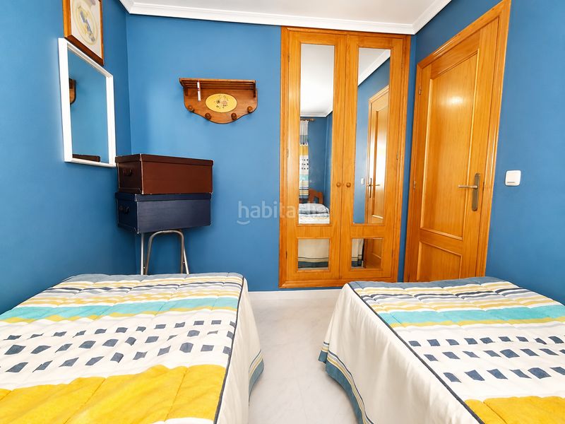 Foto 62ff9cb0-0b4b-4029-92ec-37c83e7a12e7. Apartament amb piscina a Los Europeos Torrevieja