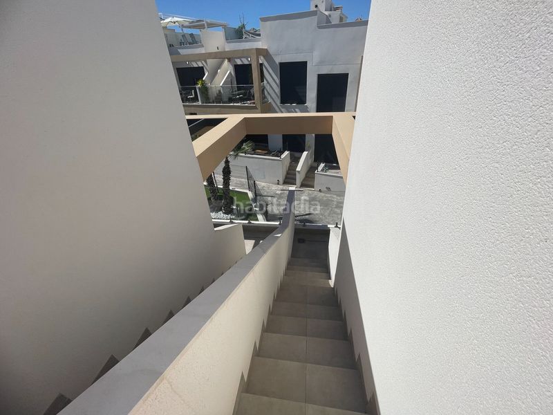 Foto 400eac45-7d10-4e57-a8e6-421bfb47977c. Apartament amb piscina a Lomas de Cabo Roig - Los Dolses Orihuela