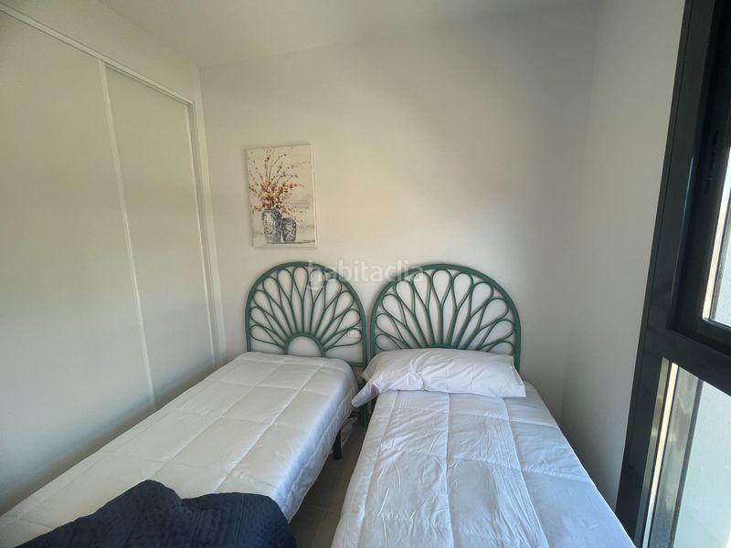 Foto ebd99951-5715-4ff4-96b3-94ddda6a6564. Apartament amb piscina a Lomas de Cabo Roig - Los Dolses Orihuela