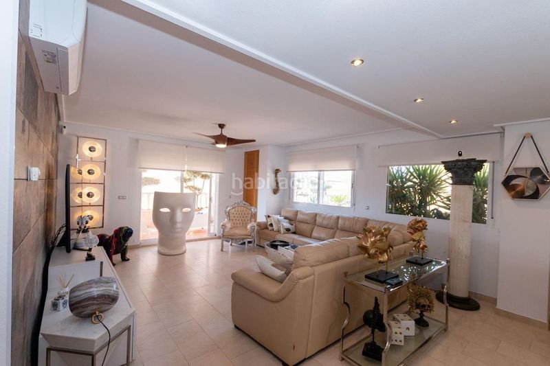 Foto 2e220a4d-38f4-476c-8af2-170d9ff438db. Apartament amb piscina a Cabo Roig Orihuela