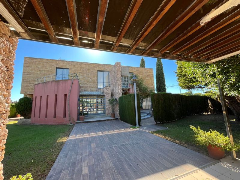 Foto 674b3493-a2ef-4973-86ae-bc0826461640. Casa a Campoamor Orihuela