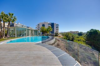 Apartament  Vainilla. Piso moderno en residencial green hills iii  3 dormitorios, a 3