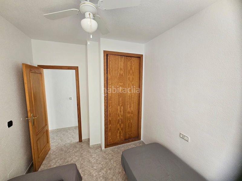 Foto 3d48fb37-f6a8-421d-b00e-43f7bf6c5e4c. Apartament amb piscina a Playa Flamenca Orihuela