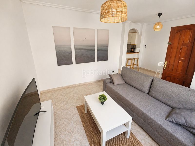 Foto f9ae23b5-24fe-4f84-9258-aaa7d5782eda. Apartament amb piscina a Playa Flamenca Orihuela
