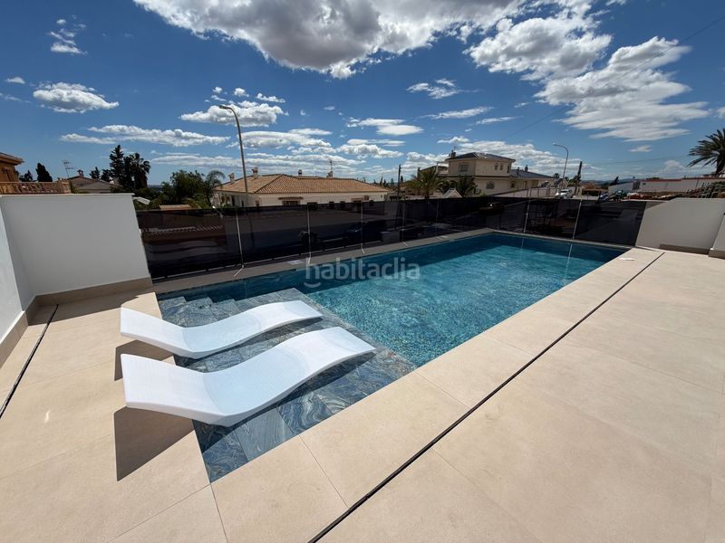 Foto 13bab8fe-276b-437d-8e1c-34b482a1a4ff. Xalet amb piscina a Rojales
