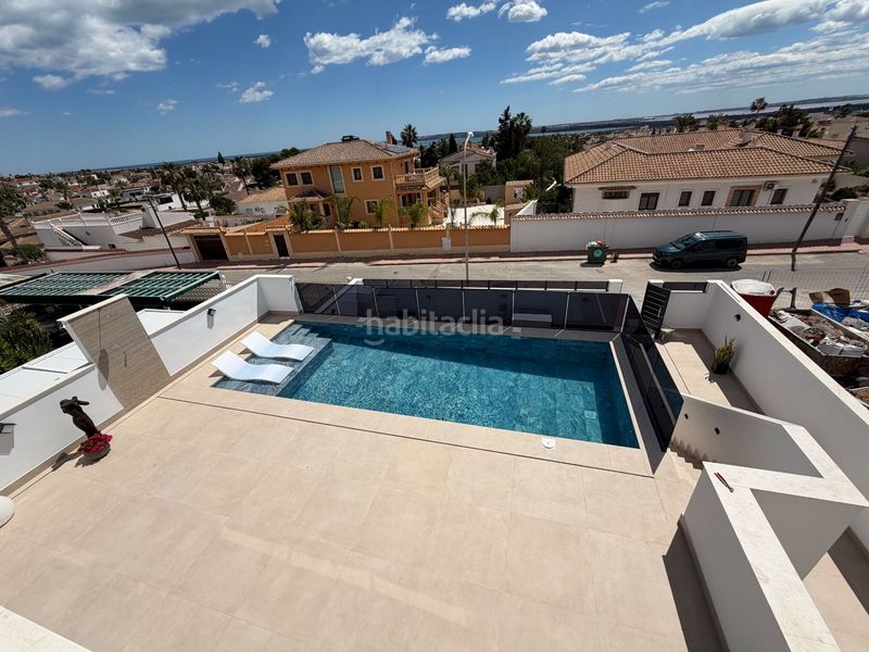 Foto ae971ea7-abff-4bf3-9df9-1b9ec0d83c74. Xalet amb piscina a Rojales