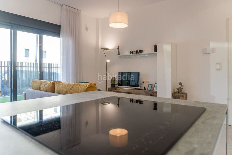Foto 246085b6-91ab-49f0-85db-f87fd60a4fda. Apartament a pego a Los Balcones-Los Altos Torrevieja