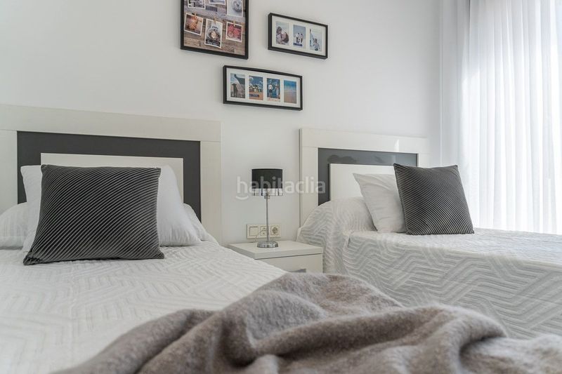Foto 26c2fe02-e525-433d-b6a0-cf0385d890f6. Apartament a pego a Los Balcones-Los Altos Torrevieja