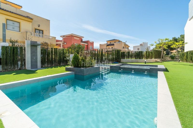 Foto e8f5604d-9fb1-4a47-8aeb-d3cfd16f69a3. Apartament a pego a Los Balcones-Los Altos Torrevieja