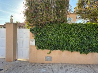 Maison jumelée  Sibelius. Villa mediterránea con piscina privada en el chaparral  torrevie