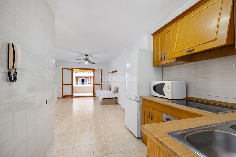Foto 5631fe22-f5bf-4989-bbef-40d889eee38c. Apartament amb piscina a El Acequión Torrevieja