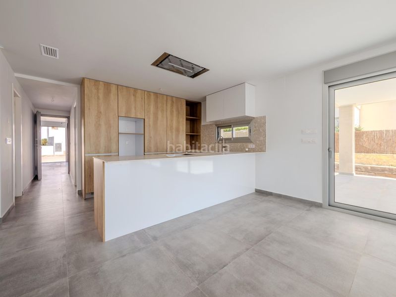 Foto f3b306e7-066d-4720-9a20-15950a3158a8. Casa amb piscina a Algorfa