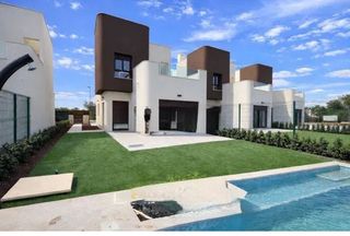 Xalet  Jose maria olazabal. Villa de lujo en primera línea de golf con vistas al mar en lo r