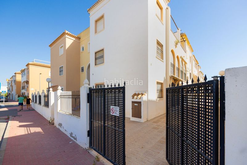 Foto ca021867-ad93-486f-808a-6f8bc20d5b0d. Casa a ramón rubial 7 a La Veleta Torrevieja