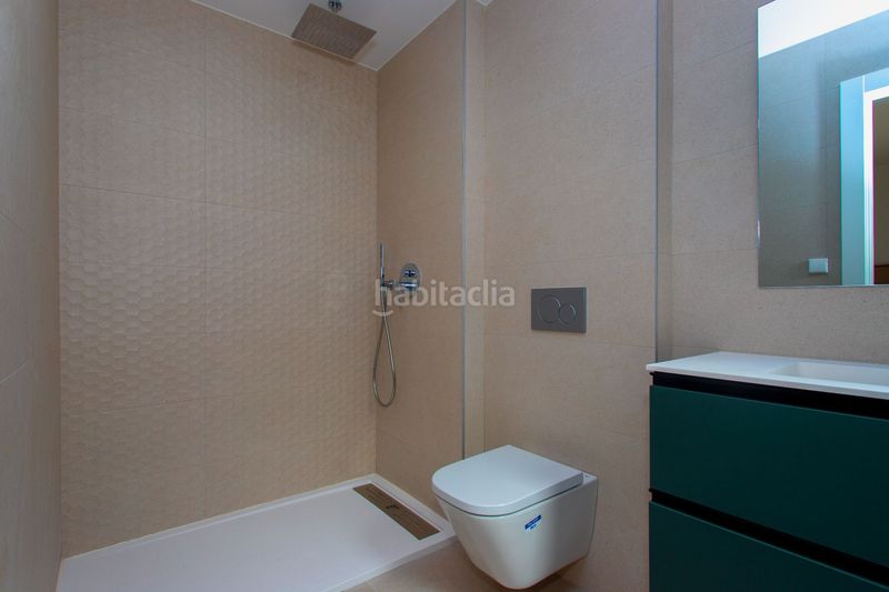 Foto b104ee11-eb20-4331-992d-97ef7ec522d4. Casa amb piscina a Monforte del Cid