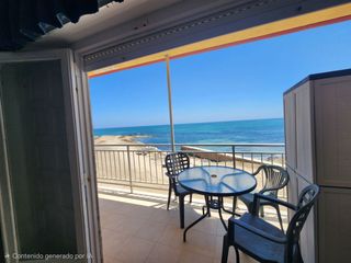 Piccolo appartamento  Del mediterraneo. Apartamento en primera línea de playa en la mata con vistas al m