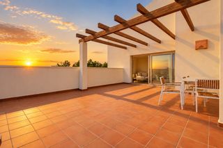 Dachwohnung in De las colinas 2. Exclusivo ático en las colinas golf  orihuela