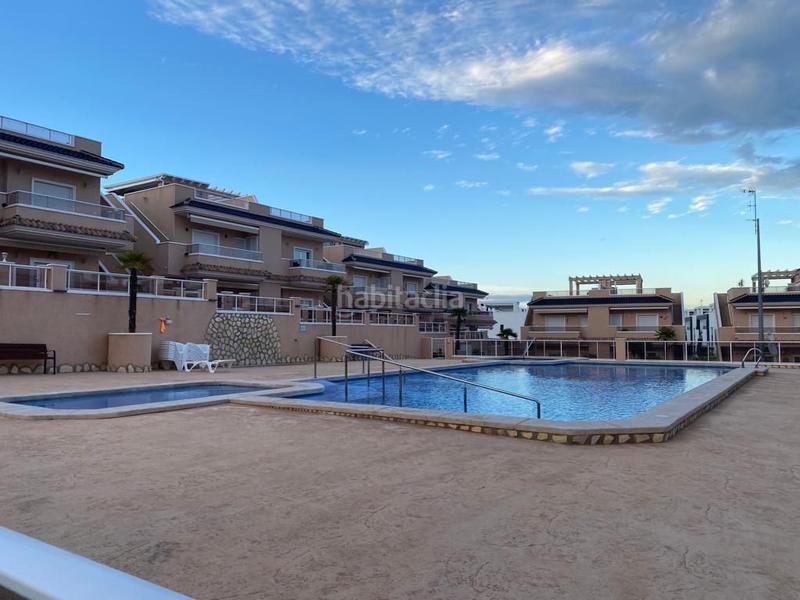 Foto 6d2bfc55-bd80-403a-ae27-eec2024572b2. Apartamento ático con solárium privado. en La Regia Orihuela