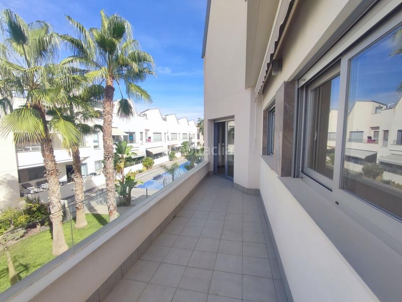 Foto 58bef3fa-d441-4157-9648-0dbf7a07ae81. Apartament amb piscina a La Veleta Torrevieja
