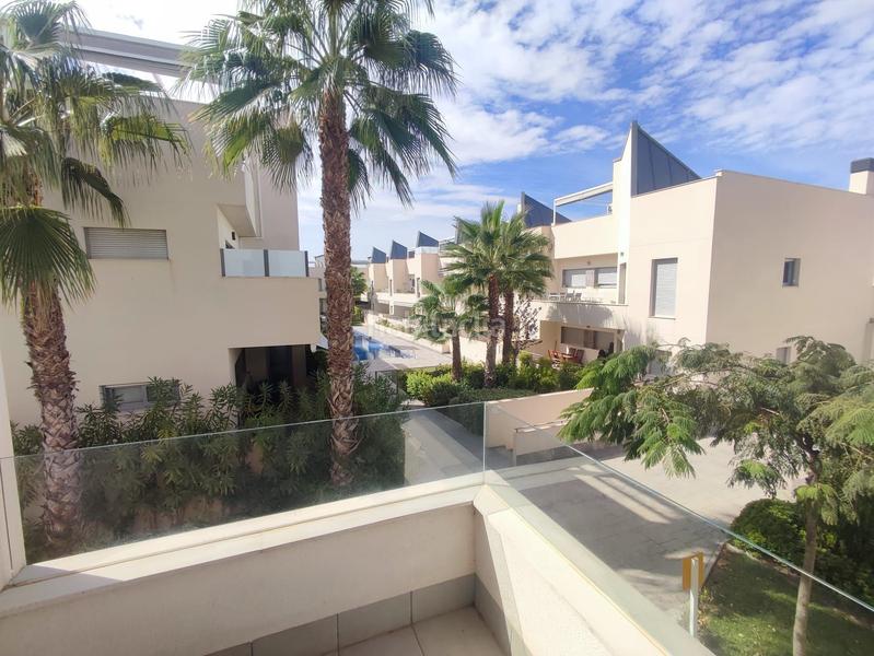 Foto 8fd6634b-507e-4836-9840-66633b23fef1. Apartament amb piscina a La Veleta Torrevieja