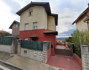 Casa a Peñacastillo - Nueva Montaña. Chalet independiente en peñacastillo