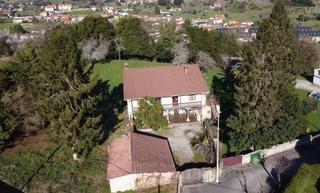 Casa  La veguilla. Casona montañesa y gran finca urbana en la veguilla  reocín