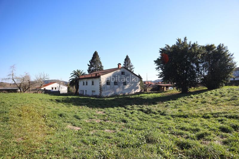 Foto 914c61a7-43cb-4d4c-becd-7bb7ea25205b. Casa casona montañesa y gran finca urbana en la veguilla en Reocín